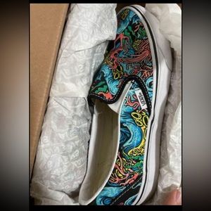 VANS under water Slip on